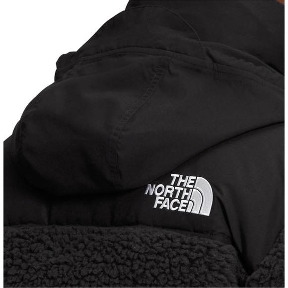 The north face Nuptse high pile - Picture 2 of 6